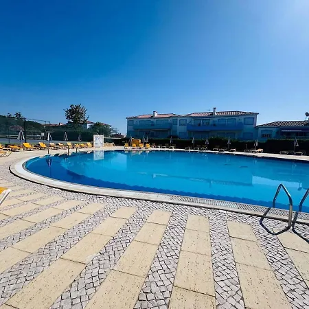 Oasis Parque Country Club T2 By Sweet דירה